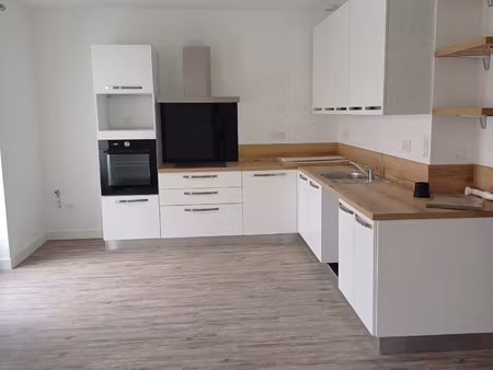 a louer appartemnt t3 en plein coeur de ville