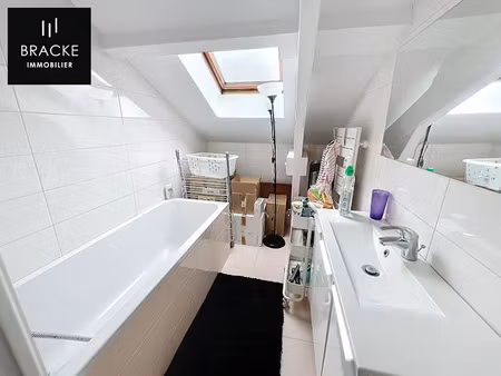 location appartement 5 pièces 92.88 m² à courbevoie (92400)  2 070 €