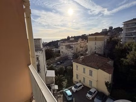 appartement t4 à louer - 4 pièces - 84 06 m2 - bastia - 202 - corse