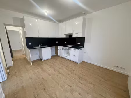 location appartement 3 pièces 42.58 m² à garancieres (78890)  950 €