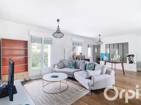 location appartement 2 pièces 61 m² à maisons-alfort (94700)  1 820 €