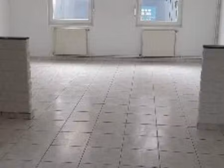 location maison 3 pièces 75 m² à saint-quentin (02100)  580 €