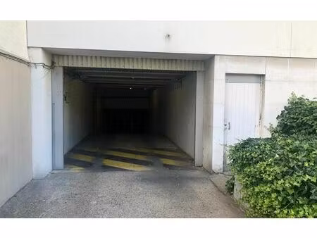 stationnement vincennes 17 m² t- à vendre  37 500 €