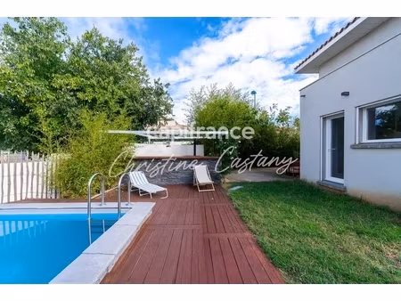 maison à vendre 5 pièces (66) 115 m2 en 3 faces avec piscine garage et stationnement campi