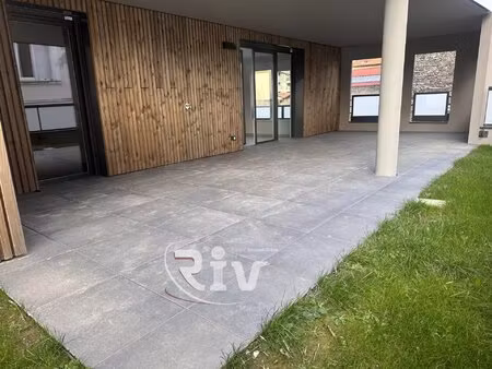 appartement 1er étage - 85.41m² - terrasse  jardin et garage