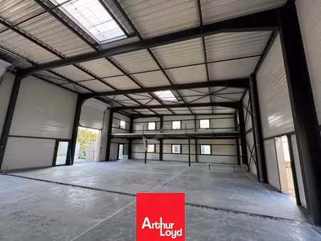 atelier - entrepôt - stockage à vendre à proximité de tarare et de l'a89