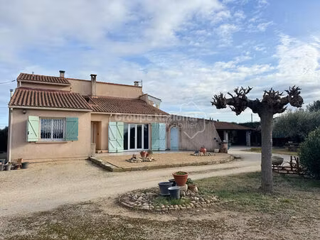 maison beaucaire 4 pièce(s) 150 m2