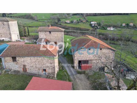 ancien corps de ferme à restaurer à thizy les bourgs ( la ch