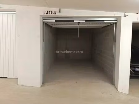 location parking à ajaccio