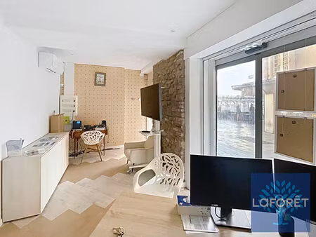 local commercial dax à louer