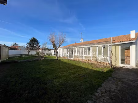 bouaye - hyper centre- proche gare