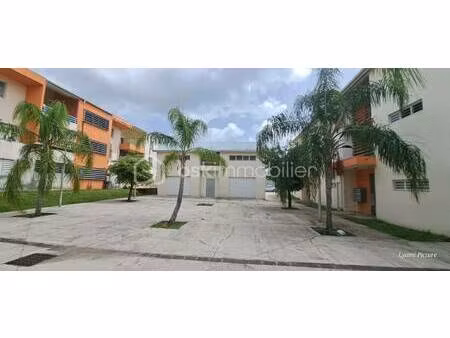 local commercial à louer