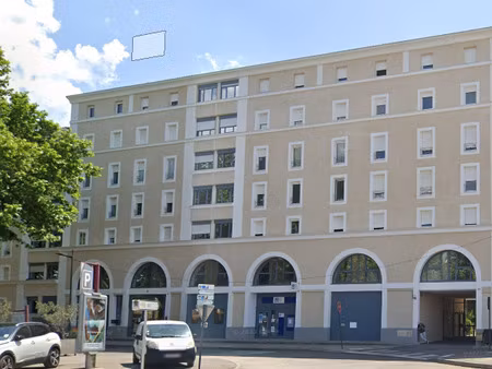 appartement t2 52 m2 beaucaire