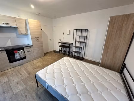 a louer brest proximité facs studio meublé neuf