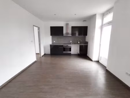 appartement au 1er étage de type f3