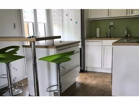 location appartement  m² t-2 à chambéry  653 €