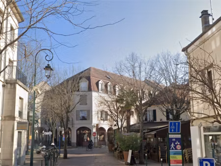 vente locaux professionnels 208 m² à rueil-malmaison (92500)  38 904 €