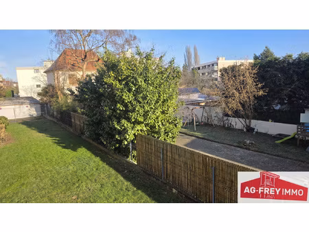 a vendre appartement f4 de 85.47 m2 avec balcon  cave  garag