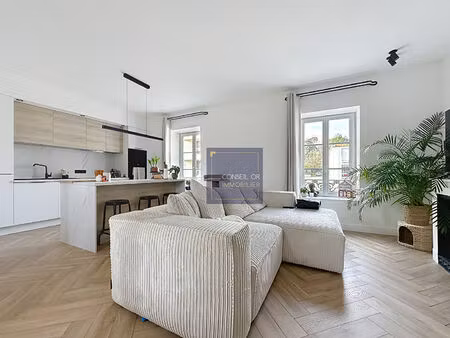 st genis centre - t3 - 88m2 - duplex