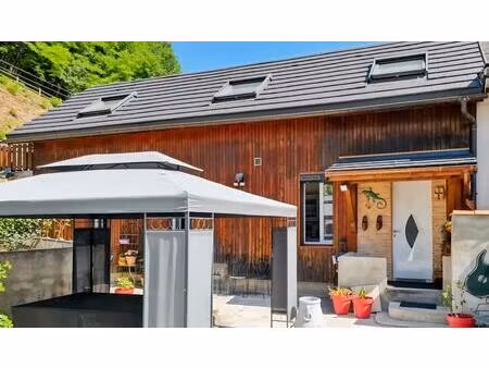 maison de 4 pièces de 130 m² à cognin