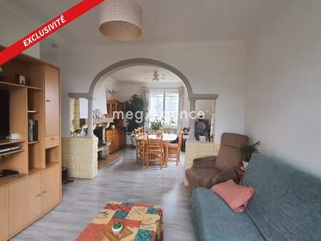 à montluçon  maison de 135 m² habitable  entièrement restaurée.