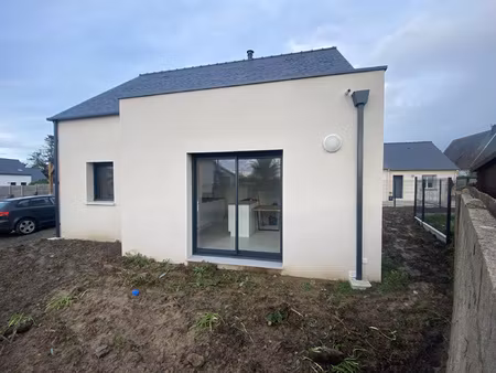 à deux pas du centre-ville de paimpol maison neuve  plain-