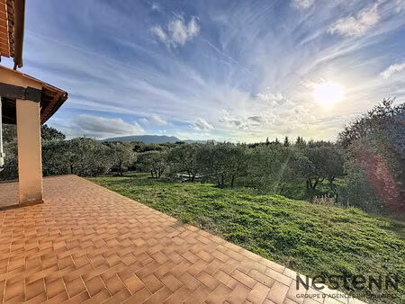 maison de charme au coeur d'une oliveraie  calme absolu et panorama d'exception