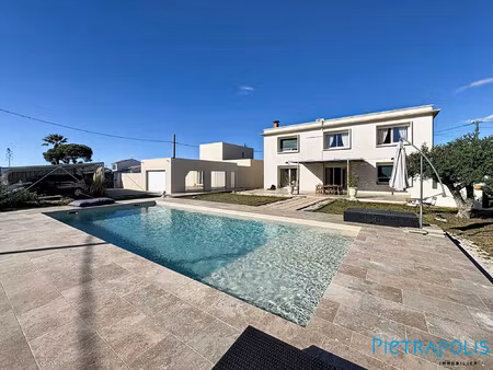 frontignan : sur une parcelle de 1461m²  villa r+1 t7