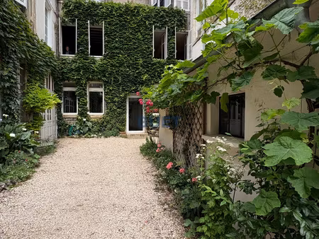 dijon - centre historique  a renover