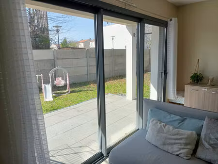 pessac france au 47 rue des gravières-3 pp terrasse-jardinet