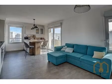 appartement t4 74 44m² balcon+garage double vaulx-en-velin vent