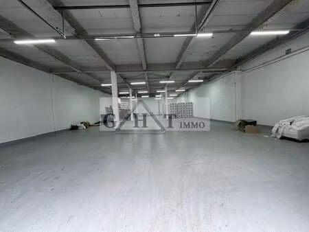entrepôt à louer 506 m² –neuilly-sur-marne