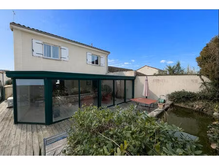 vente maison 4 pièces  121.00m²  migné