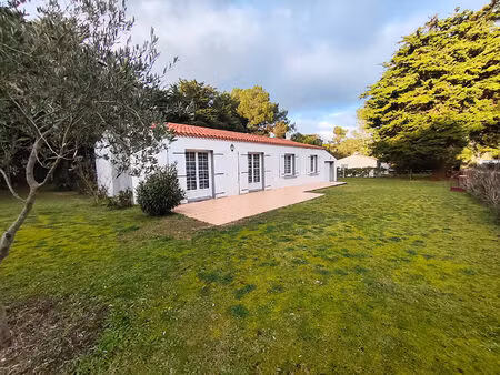 saint hilaire de riez -- proche plage et foret