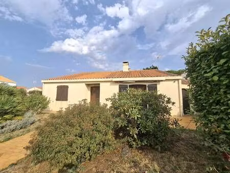 vente maison aux sables-d'olonne (85100) : à vendre / 103m² les sables-d'olonne