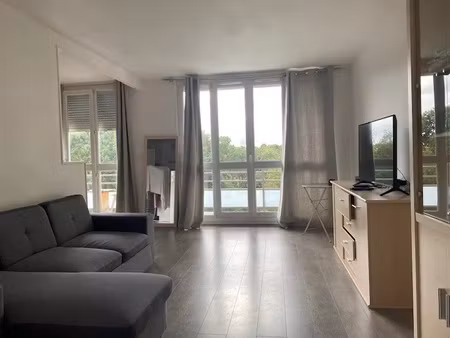 location appartement 3 pièces 72 m² à chilly-mazarin (91380)  1 143 €