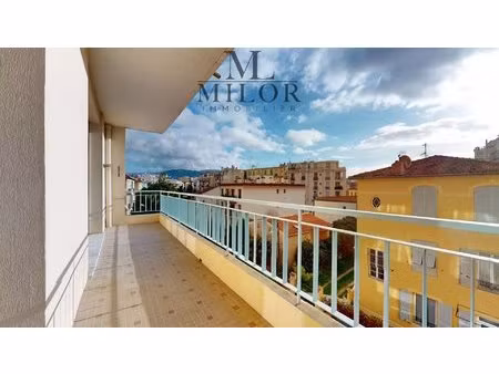 2/3 pieces - terrasse - calme absolu