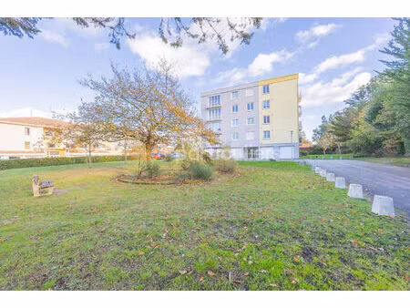 sous promesse -- rezé -- blordière -- appartement t2 52m² -- balcon ascenseur