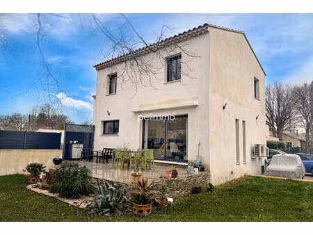 maison de 104m² avec 3 chambres - la barben