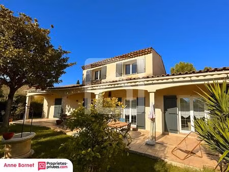 villa 6 pièces 148 m2 avec jardin arboré  terrasse et cave