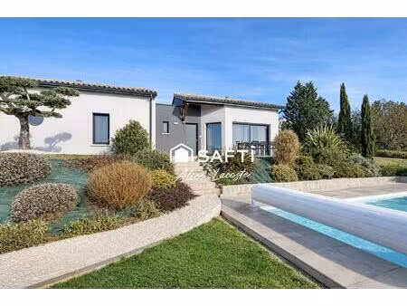 villa contemporaine avec sous-sol et piscine