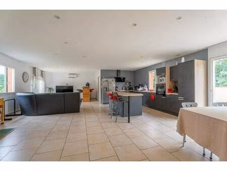 maison de plain-pied à vendre