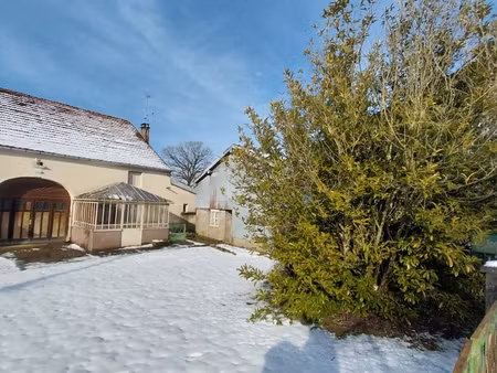 maison à rénover avec terrain et hangar opportunité à sais