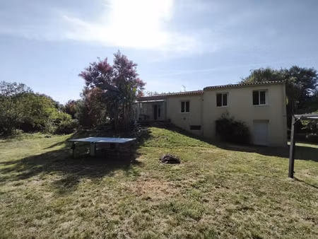 maison 120 m2 4 chambres 7000 m2 de terrain bord de l