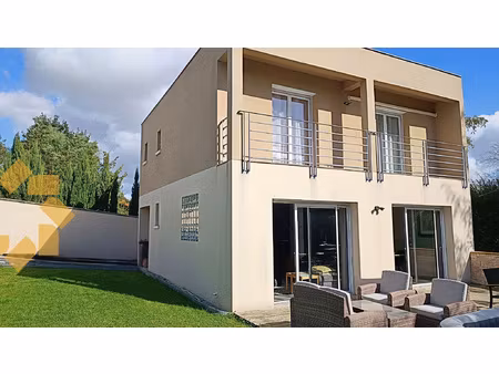 maison individuelle de 2018 - 132 m2 hab. sur 419m2 de terra