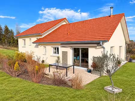 villa récente de 118 m² habitables avec garage de 50 m²