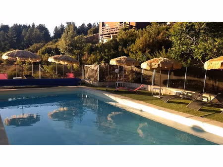 dpt corse (20)  à vendre evisa  ensemble de six chalets en bois avec terrasse  sur terrain