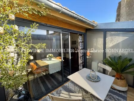 magnifique maison de village meublée avec terrasse