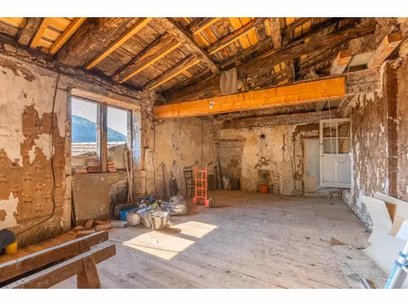 vente maison 4 pièces 186 m² à vaux-en-beaujolais (69460)  75 000 €