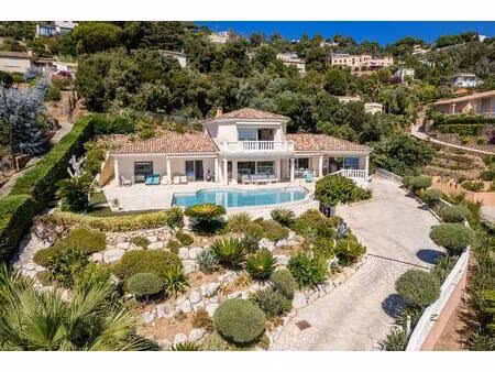 viager occupe sans rente - adresse exclusive - villa aux beaux volumes avec vue mer...